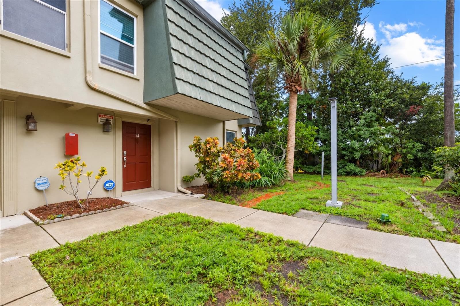 Townhouse at 1799 N HIGHLAND AVE #44, CLEARWATER, photo 3 of 38