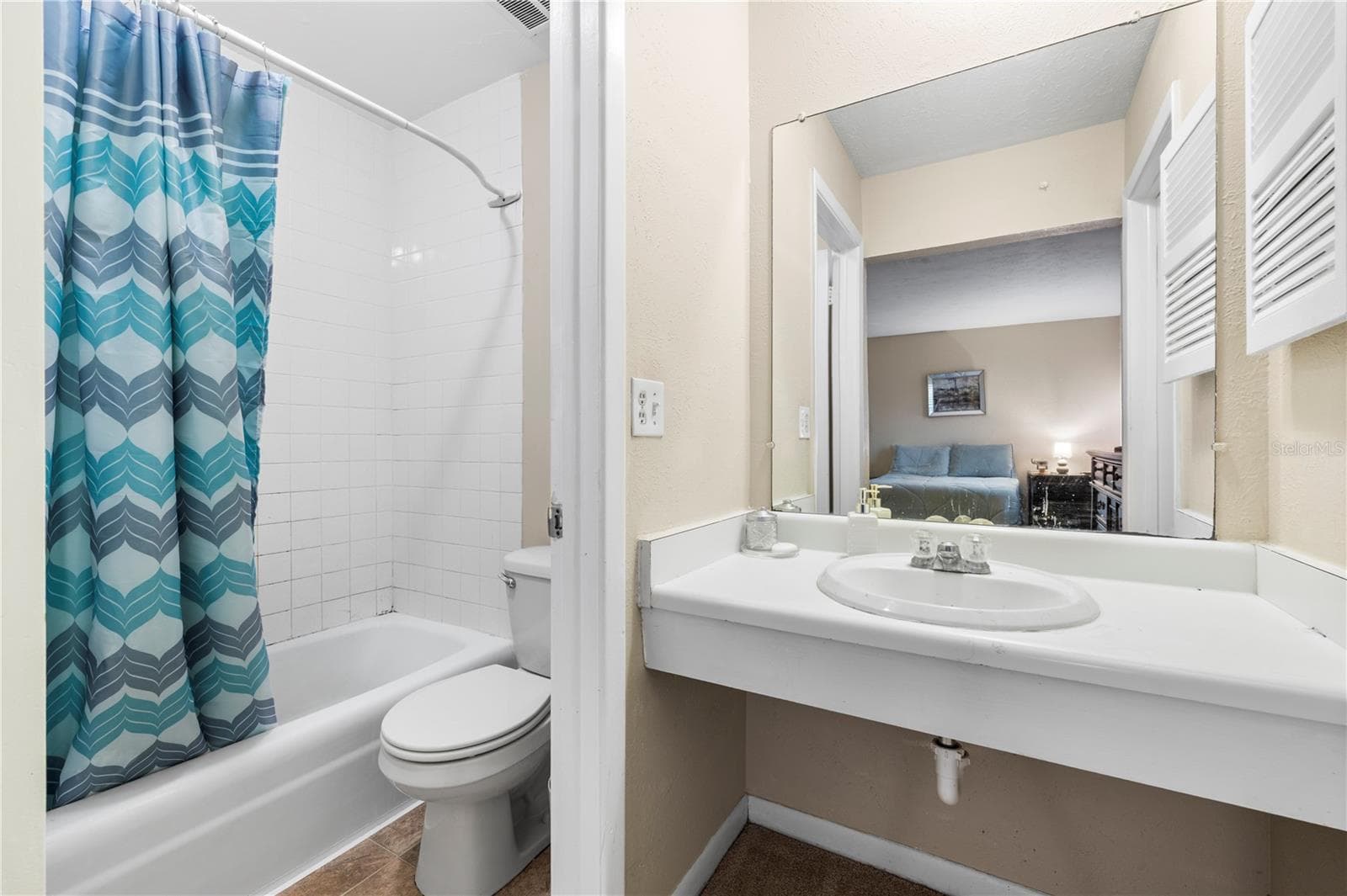 Townhouse at 1799 N HIGHLAND AVE #44, CLEARWATER, photo 24 of 38