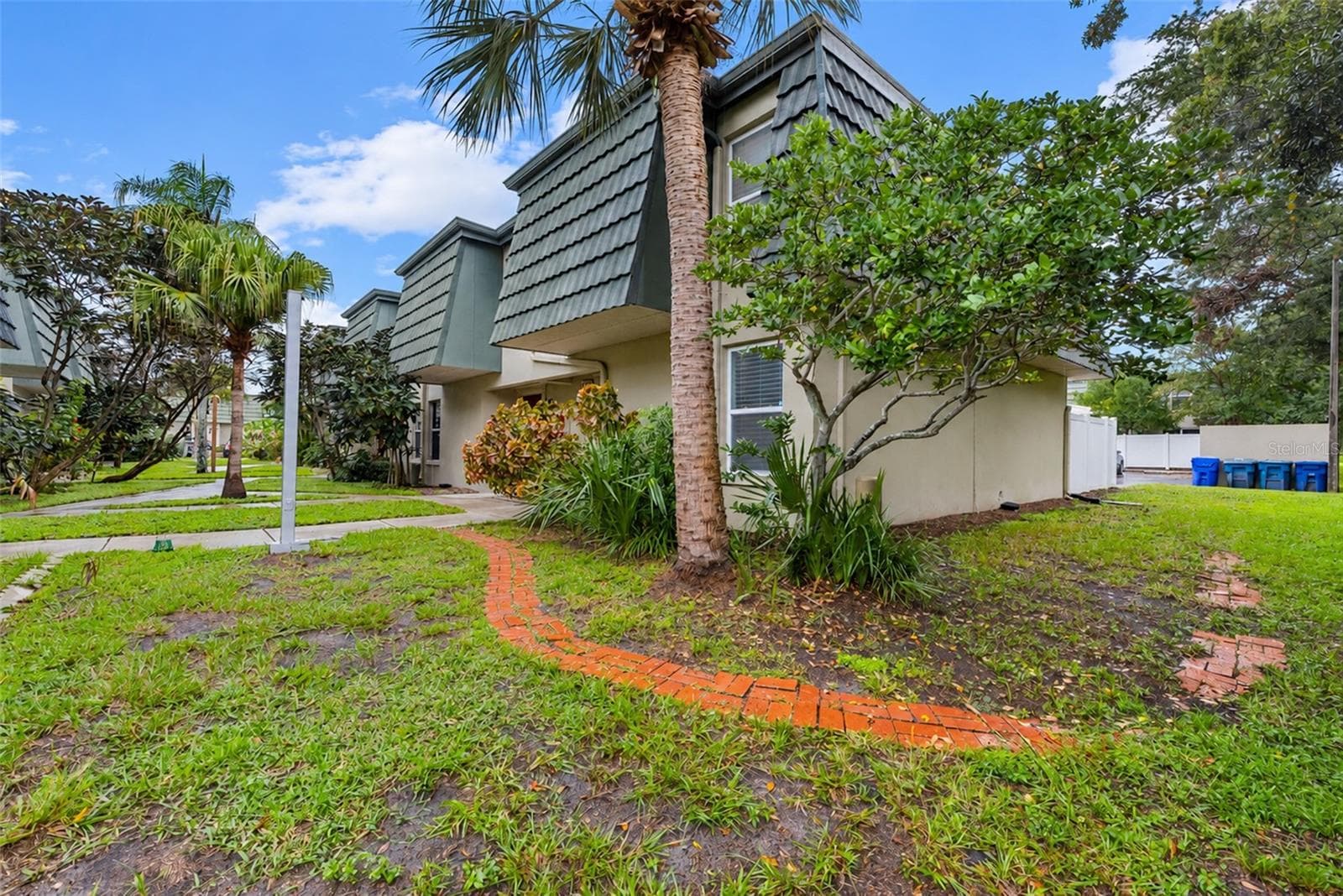 Townhouse at 1799 N HIGHLAND AVE #44, CLEARWATER, photo 30 of 38