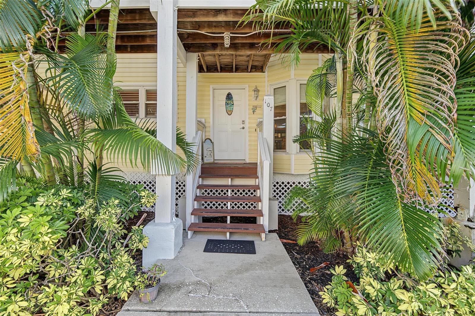 10399 PARADISE BLVD #107