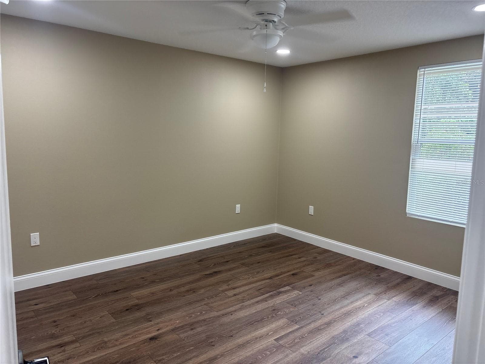 Single Family Residence at 518 ORANGE ST, AUBURNDALE, photo 14 of 24