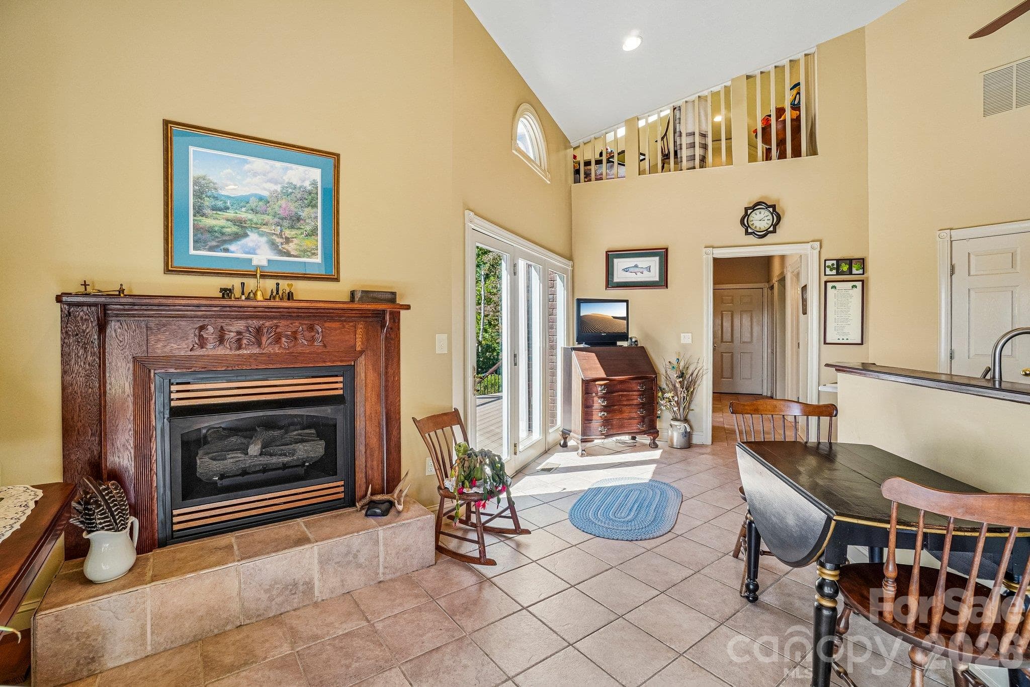 Single Family Residence at 239 Bearwallow Mountain Road, Hendersonville, photo 8 of 38