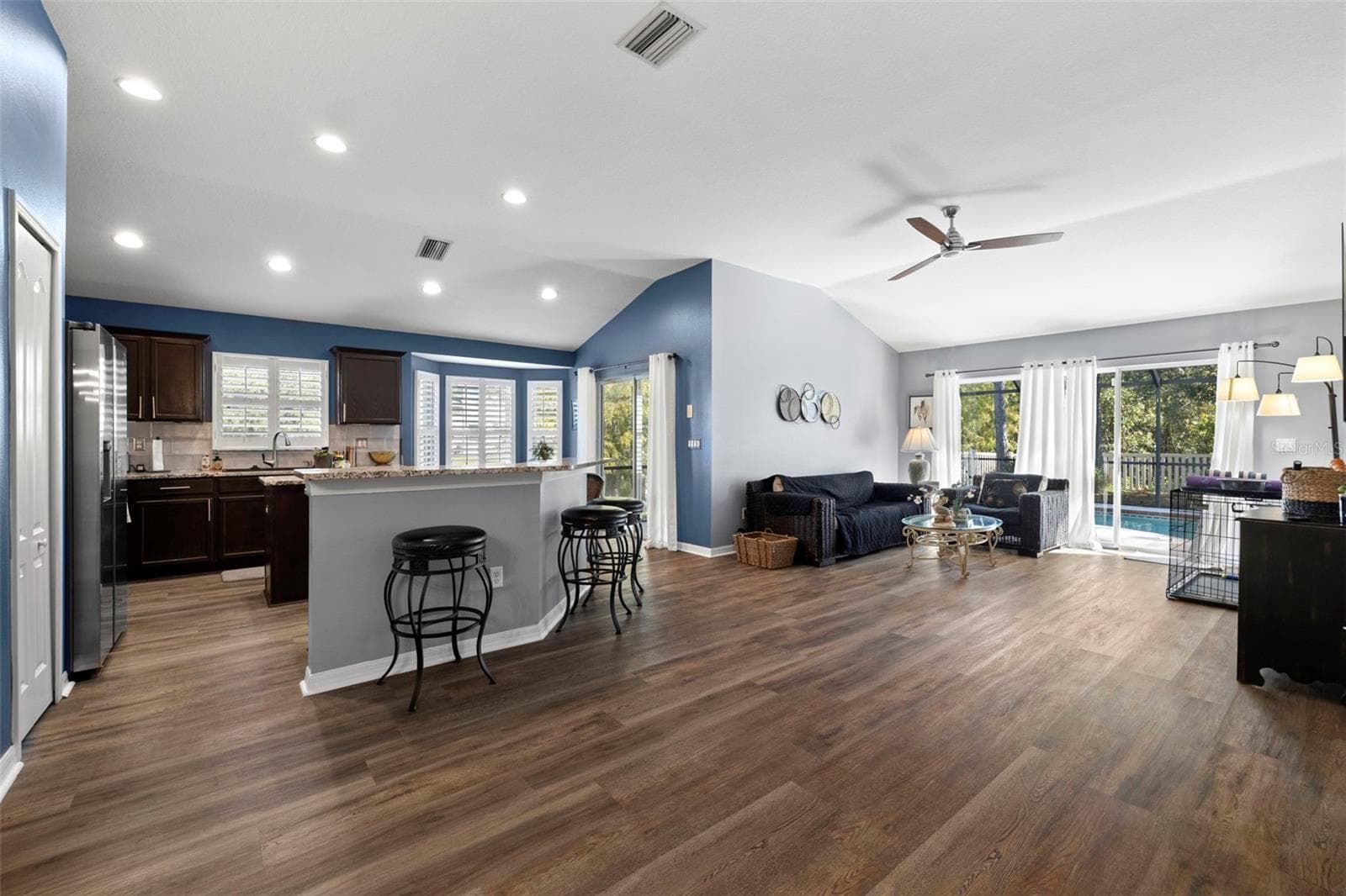Bright with plenty of natural light. - 7831 STONELEIGH DR, LAND O LAKES