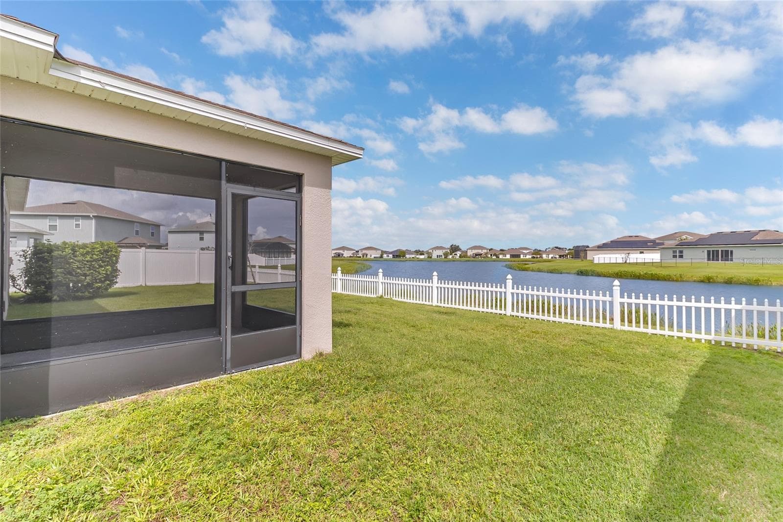 Single Family Residence at 418 QUARRY ROCK CIR, KISSIMMEE, photo 7 of 39