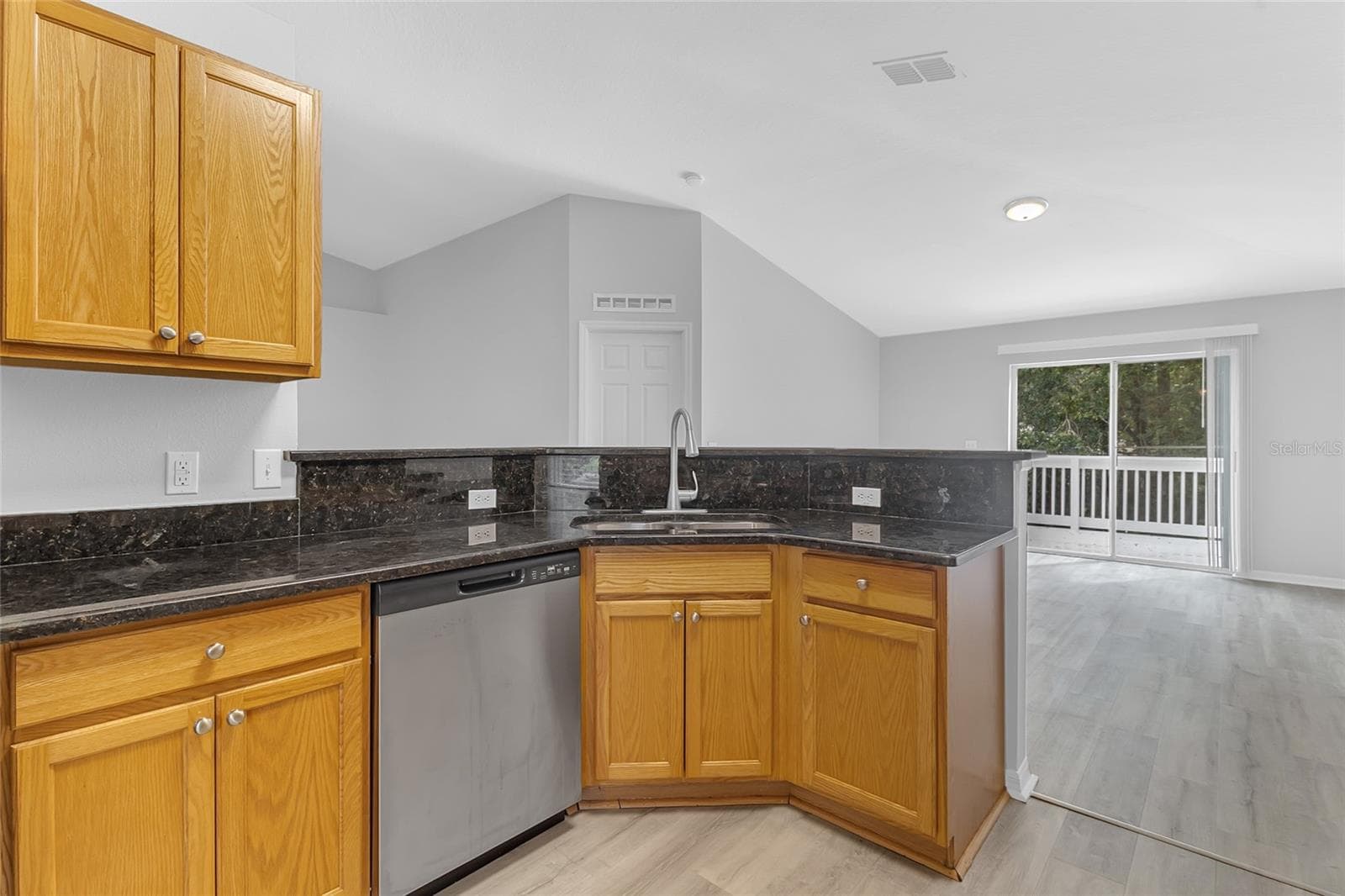 Single Family Residence at 2073 HAYFIELD WAY, APOPKA, photo 16 of 35