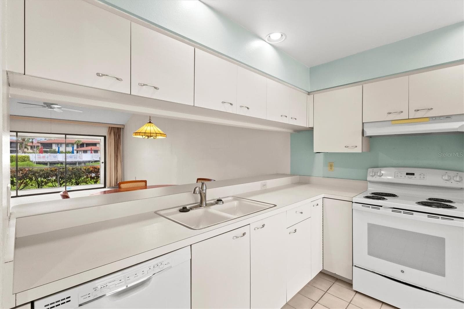 kitchen - 3118 WINDRUSH BOURNE #8, SARASOTA