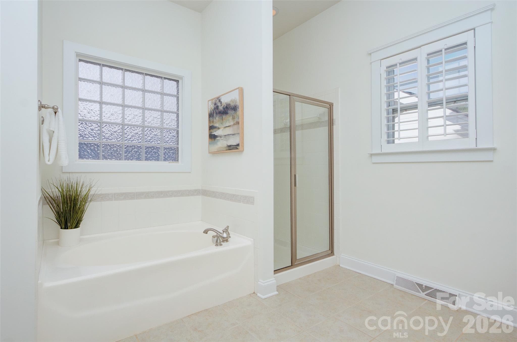 Single Family Residence at 16418 Spruell Street, Huntersville, photo 18 of 40