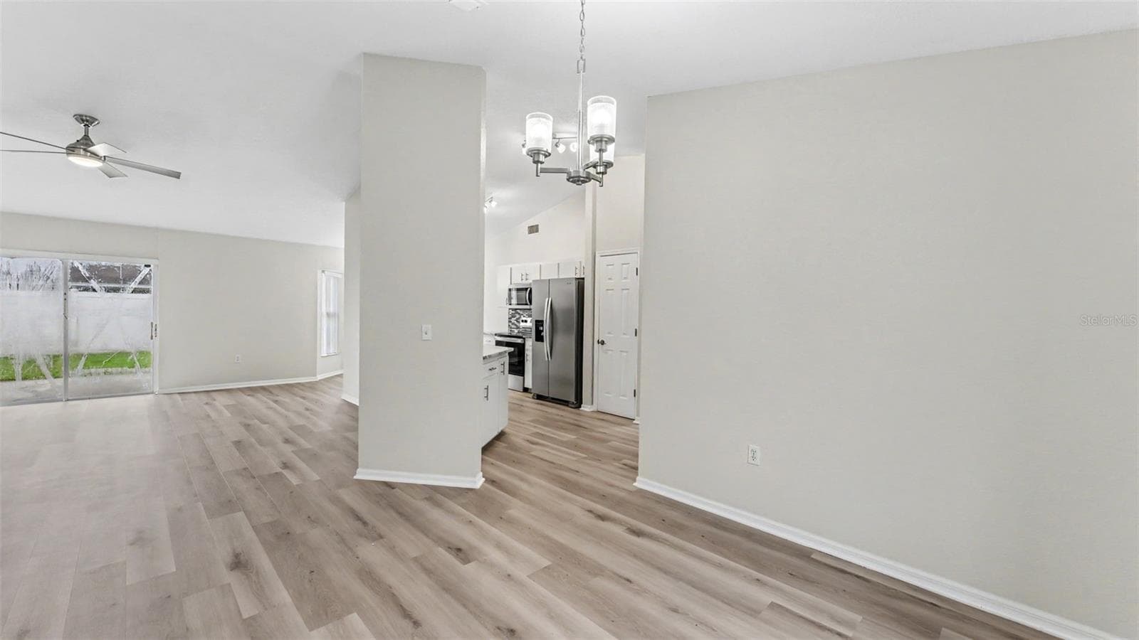 Single Family Residence at 5836 DAUGHTERY DOWNS LOOP, LAKELAND, photo 14 of 29
