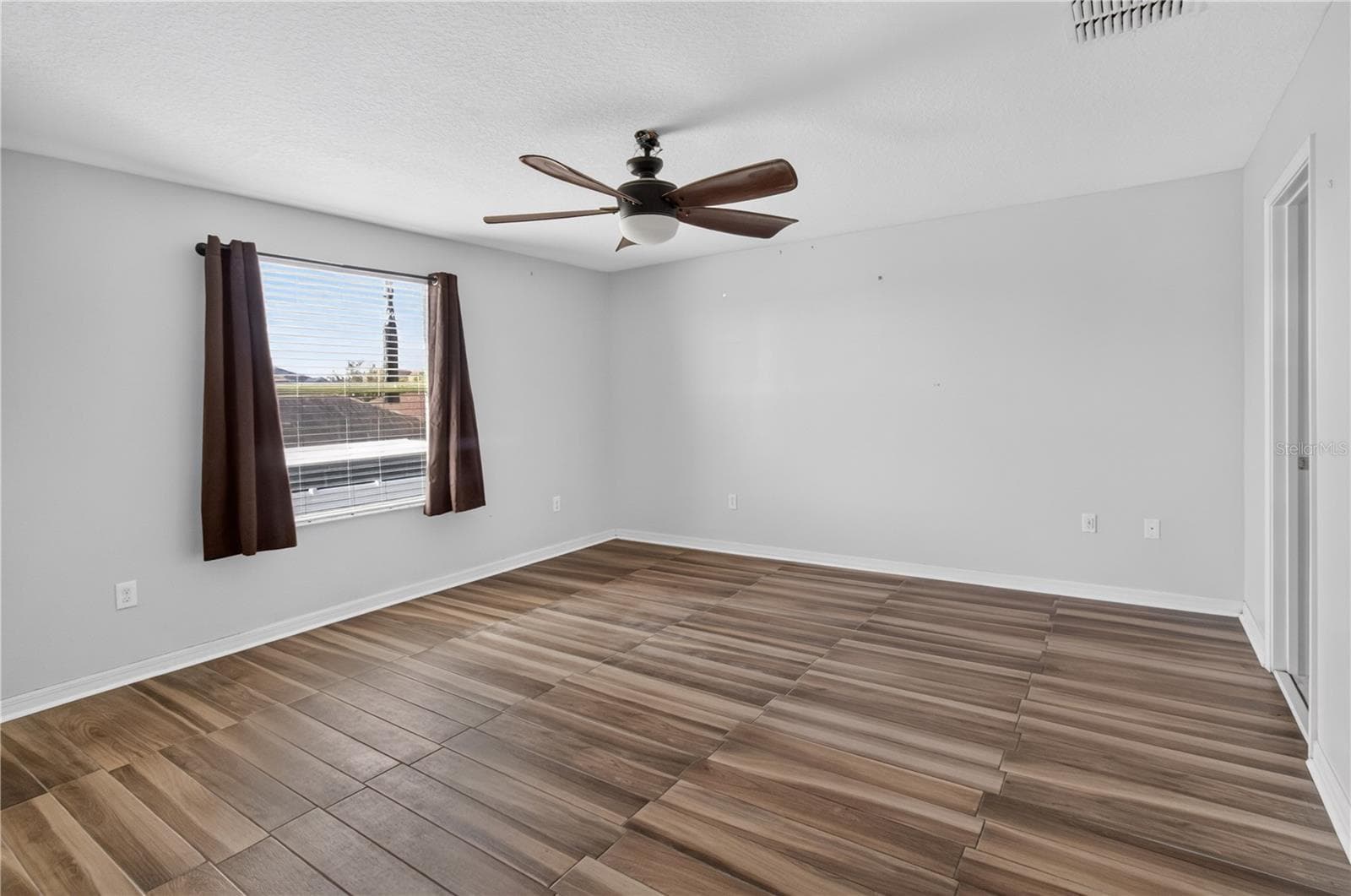 Single Family Residence at 10919 RAINBOW PYRITE DR, WIMAUMA, photo 23 of 31