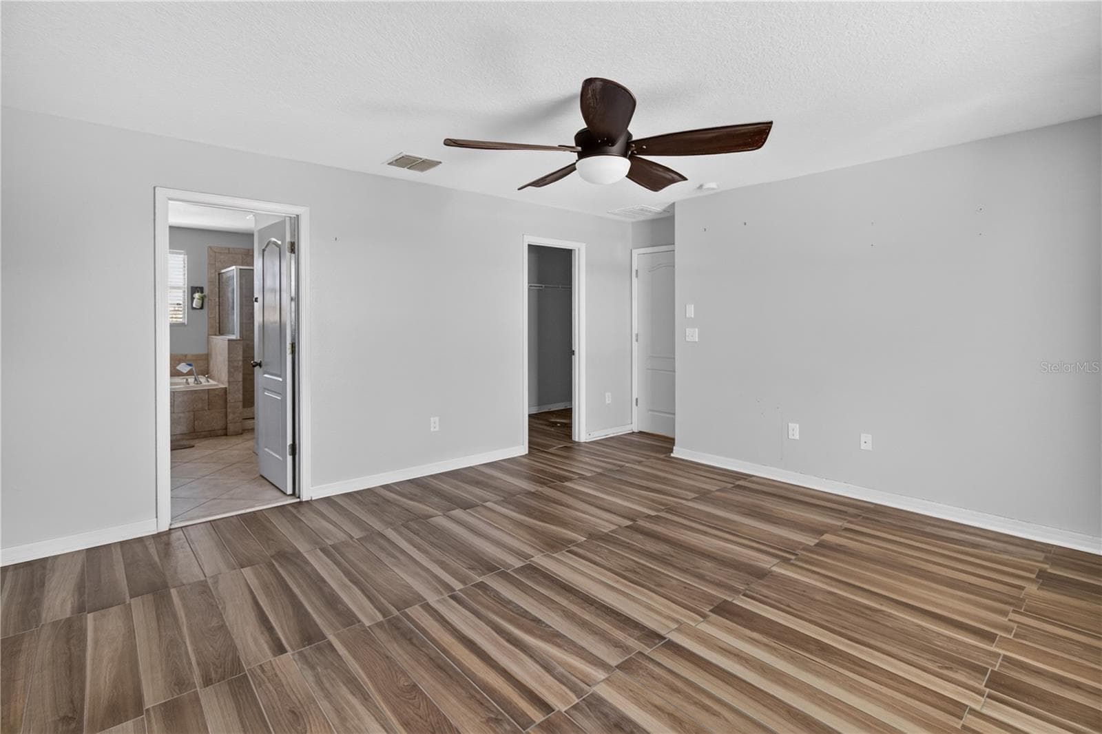 Single Family Residence at 10919 RAINBOW PYRITE DR, WIMAUMA, photo 27 of 31