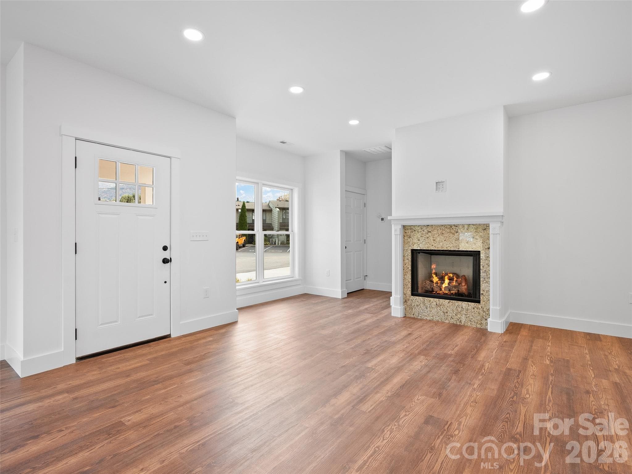Townhouse at Waynesville, photo 22 of 80