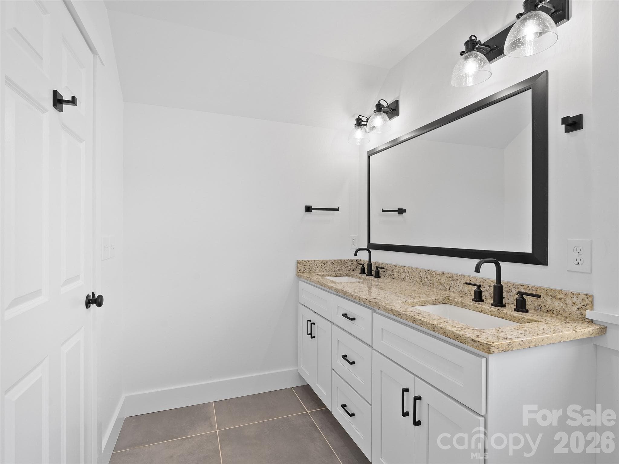 Townhouse at Waynesville, photo 74 of 80