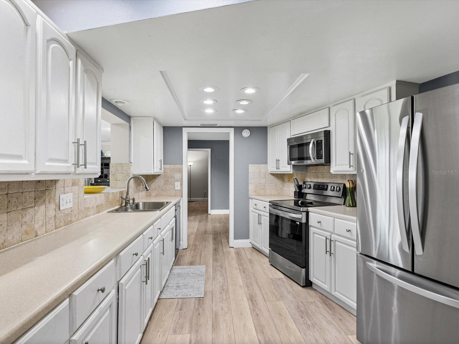 Single Family Residence at 9633 PORTSIDE DR, SEMINOLE, photo 13 of 38