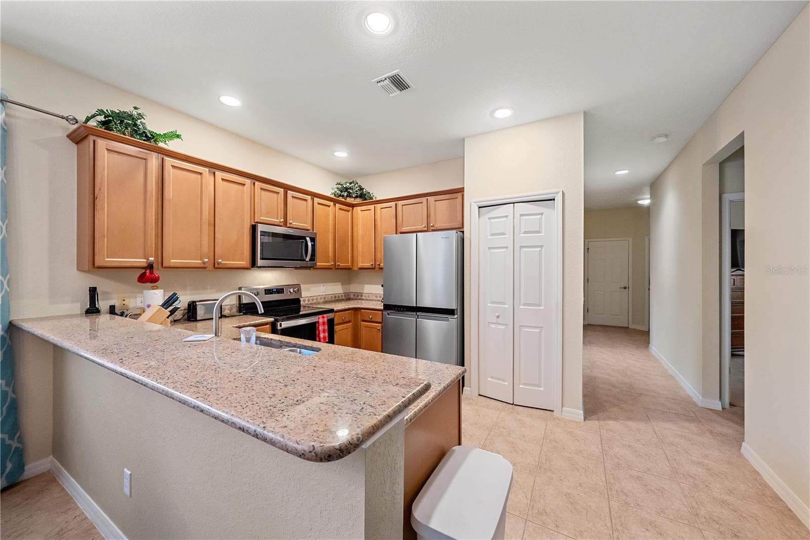 Single Family Residence at 11998 TEMPEST HARBOR LOOP, VENICE, photo 12 of 21
