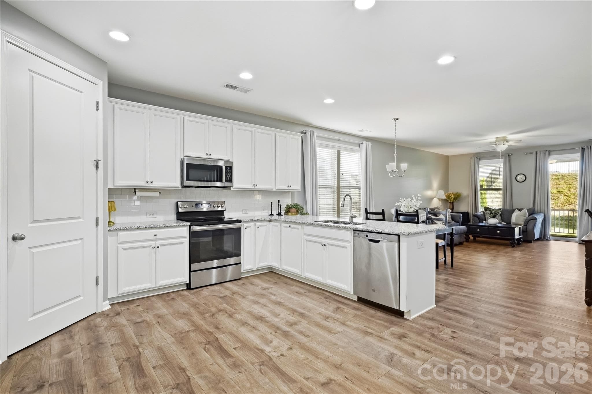 Single Family Residence at 4386 Hunton Dale Road NW, Concord, photo 5 of 22