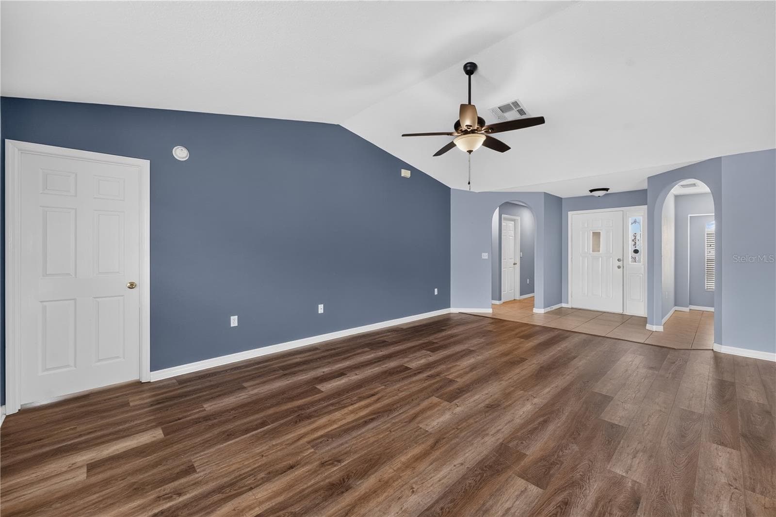 Single Family Residence at 11048 MOSHIE LN, SAN ANTONIO, photo 14 of 71