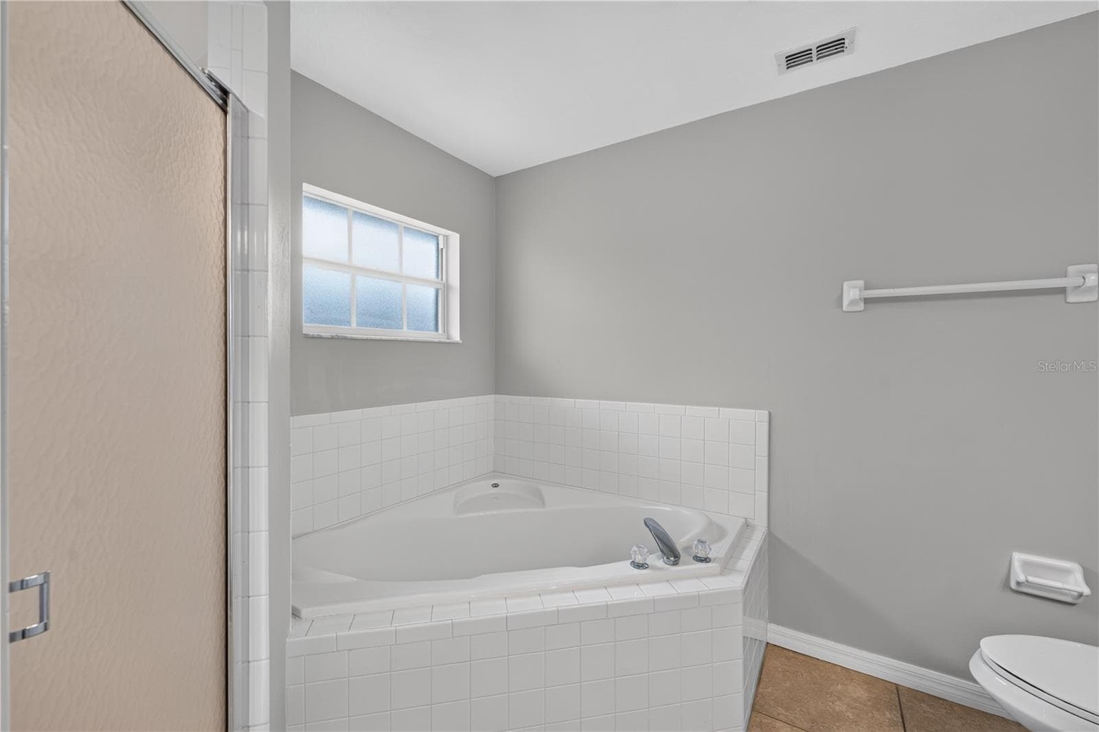 Primary Bathroom - 11048 MOSHIE LN, SAN ANTONIO