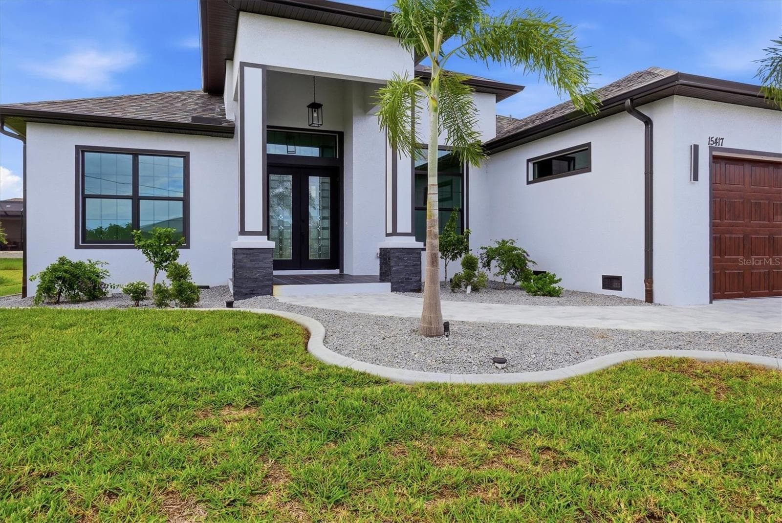 Single Family Residence at 15417 AVERY RD, PORT CHARLOTTE, photo 3 of 50