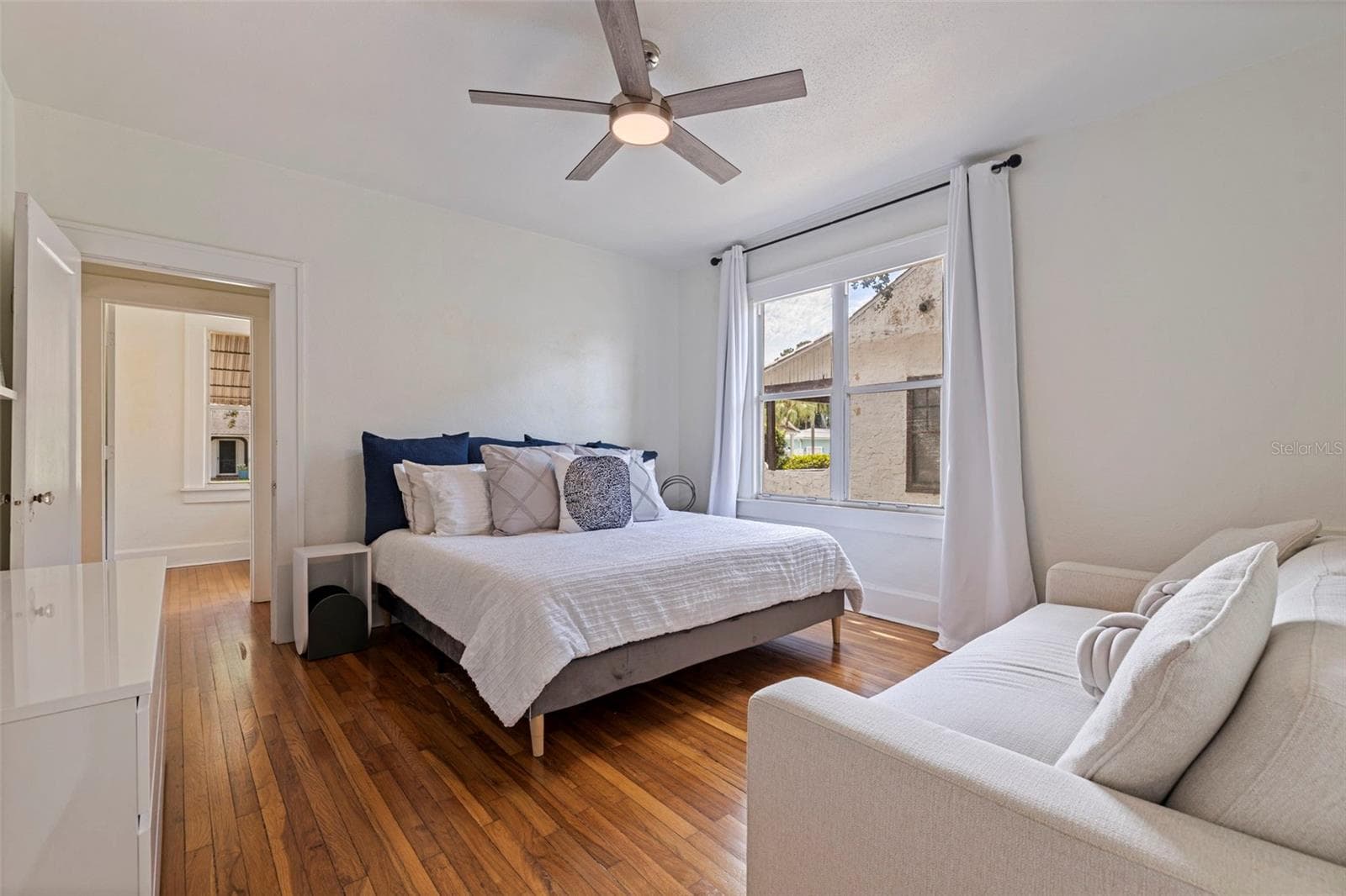 Single Family Residence at 1037 51ST AVE N, ST PETERSBURG, photo 31 of 46