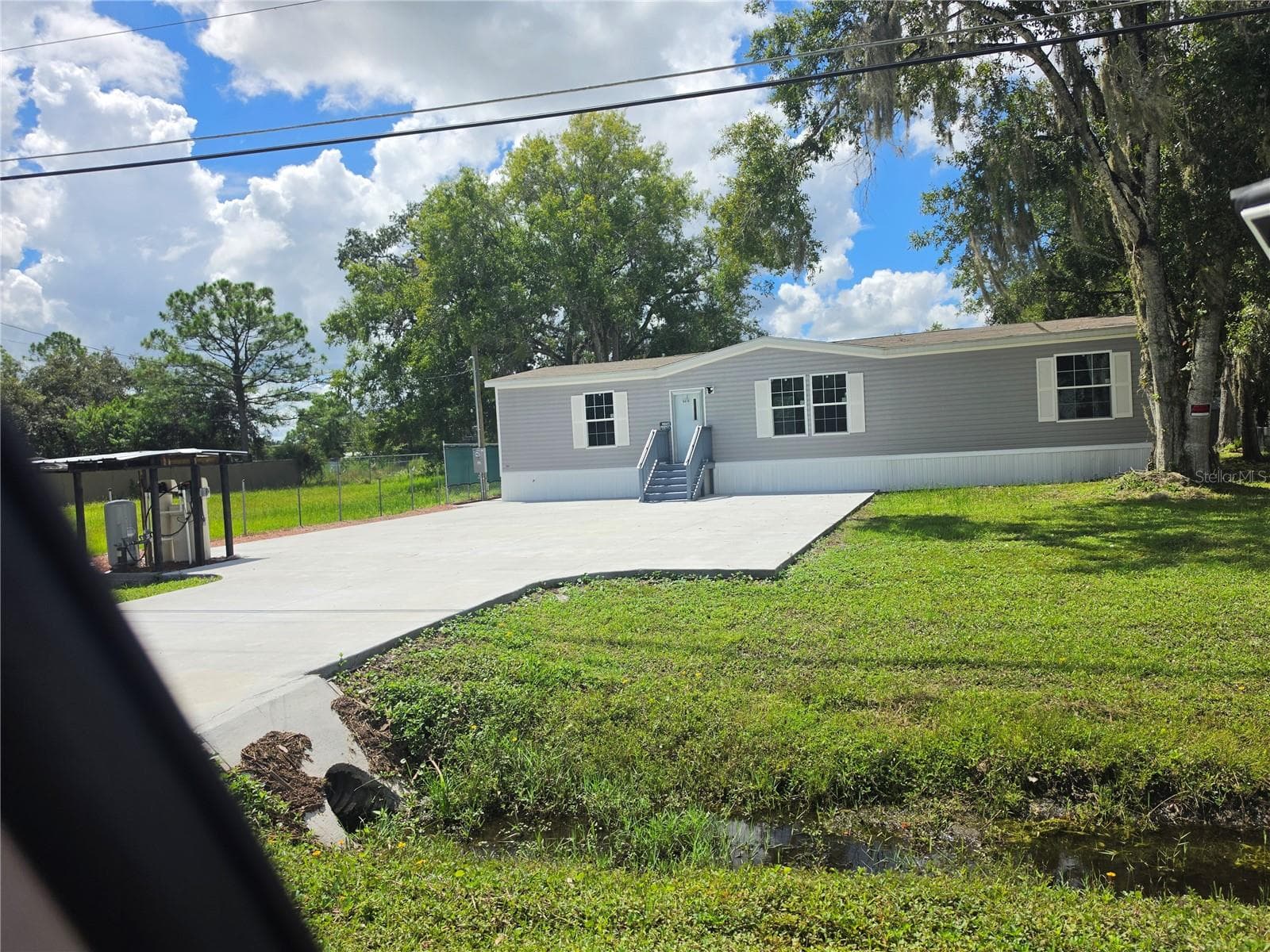 Manufactured Home at 18630 OLD CHENEY HWY, ORLANDO, photo 2 of 2