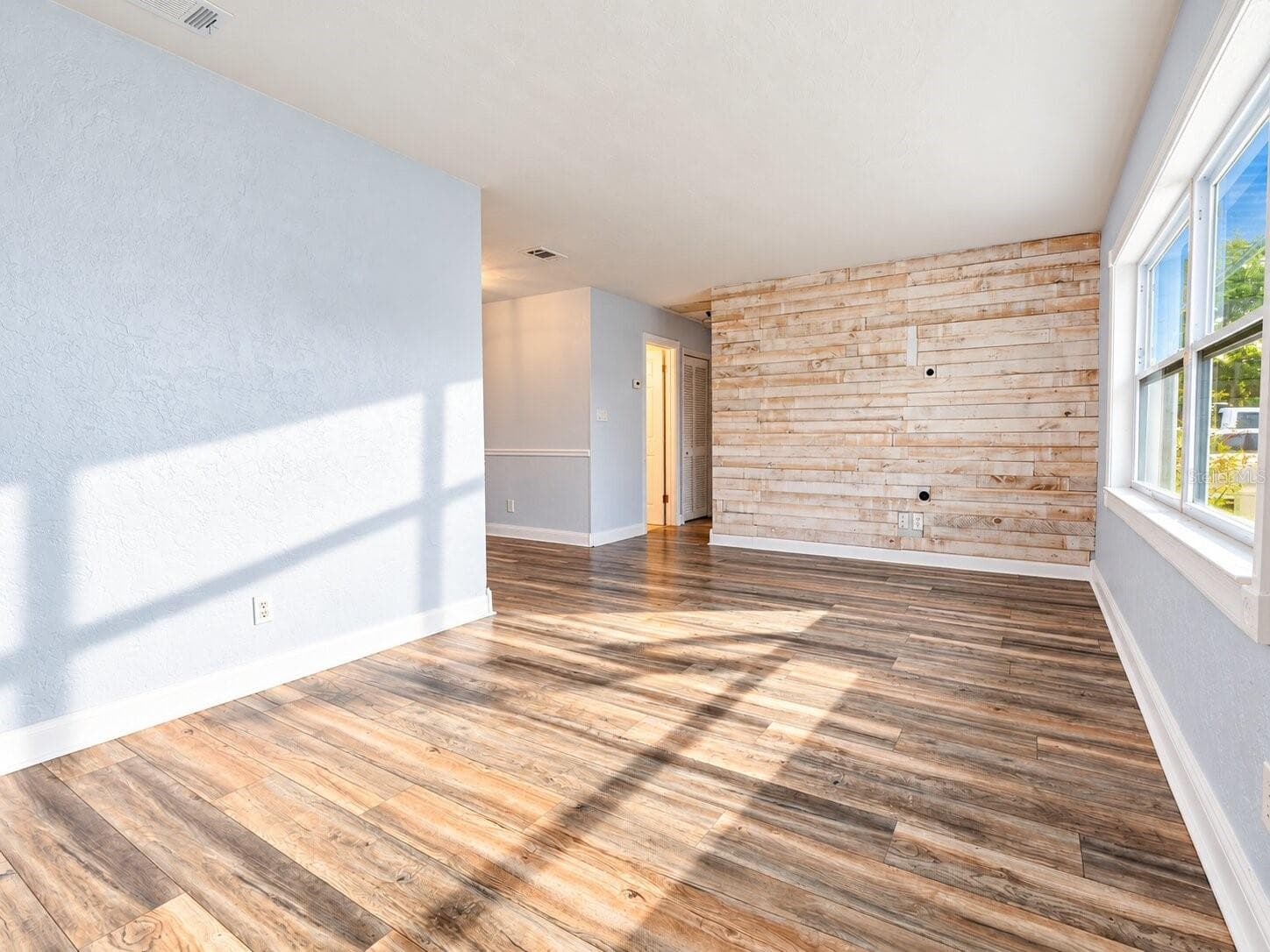 Single Family Residence at 5393 16TH AVE N, ST PETERSBURG, photo 5 of 41