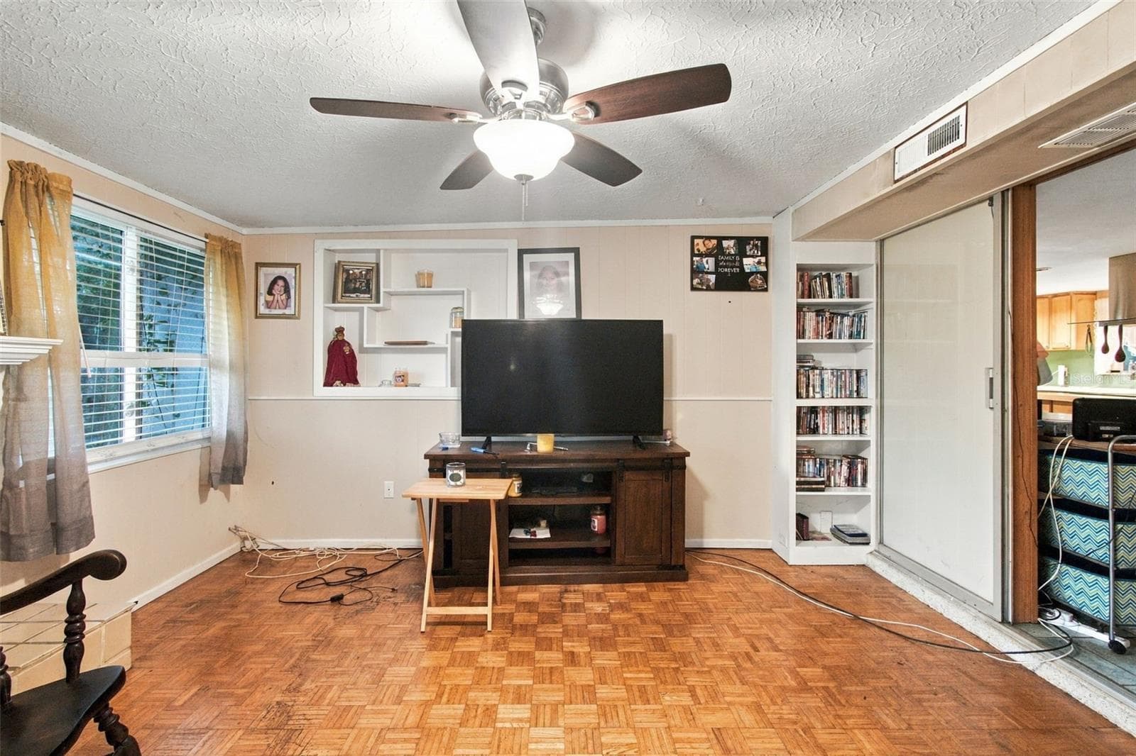 Family Room - 2236 ALICE RD, SARASOTA