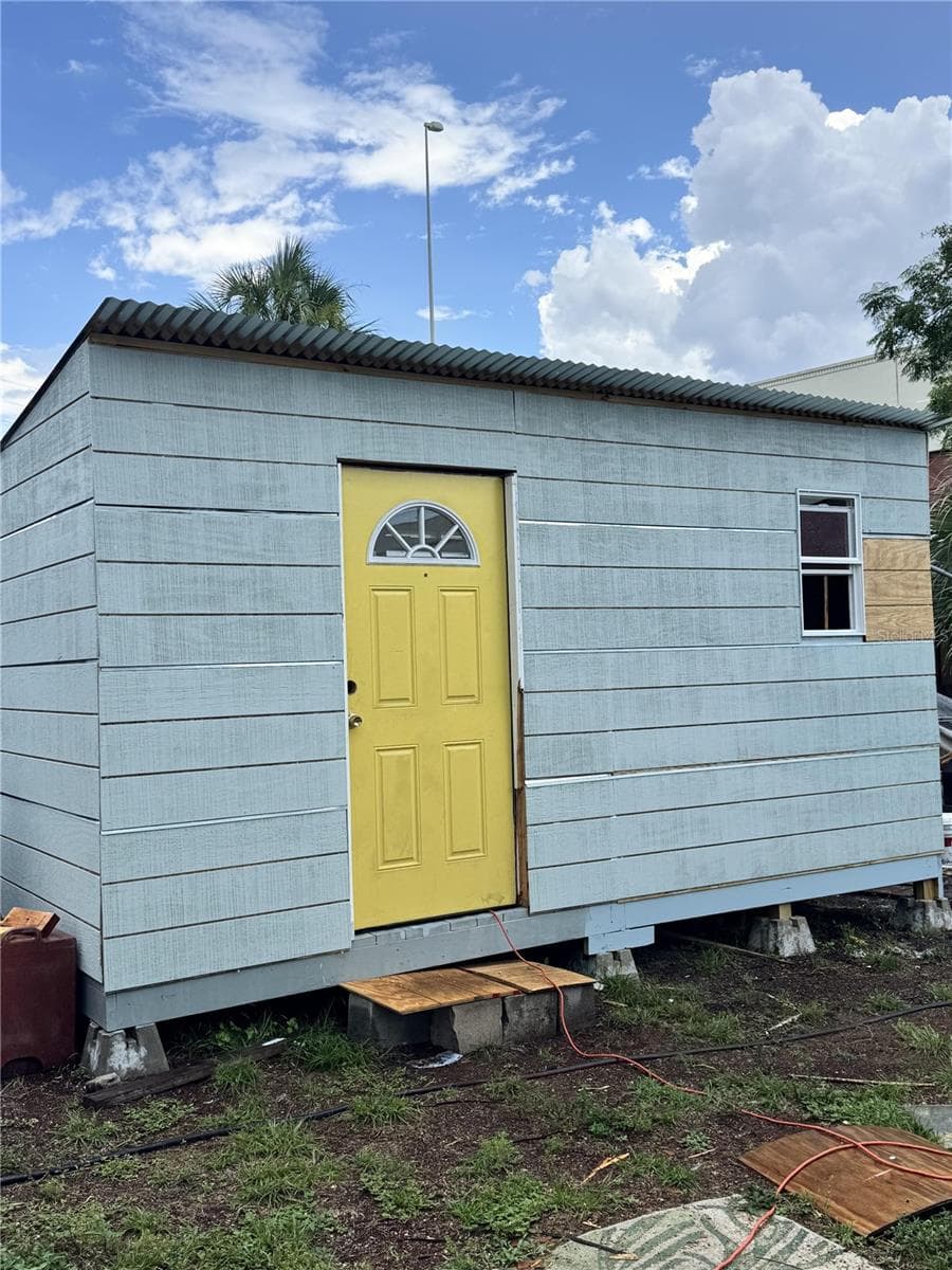 Single Family Residence at 2709 E 15TH AVE, TAMPA, photo 14 of 31