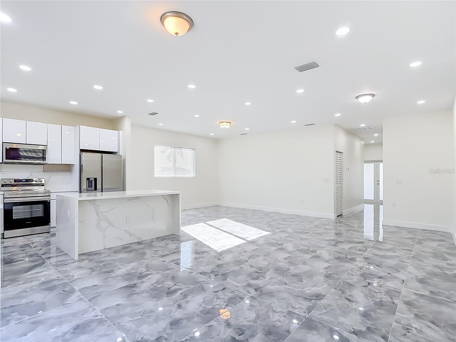 Single Family Residence at 14150 APPLETON BLVD, PORT CHARLOTTE, photo 38 of 39