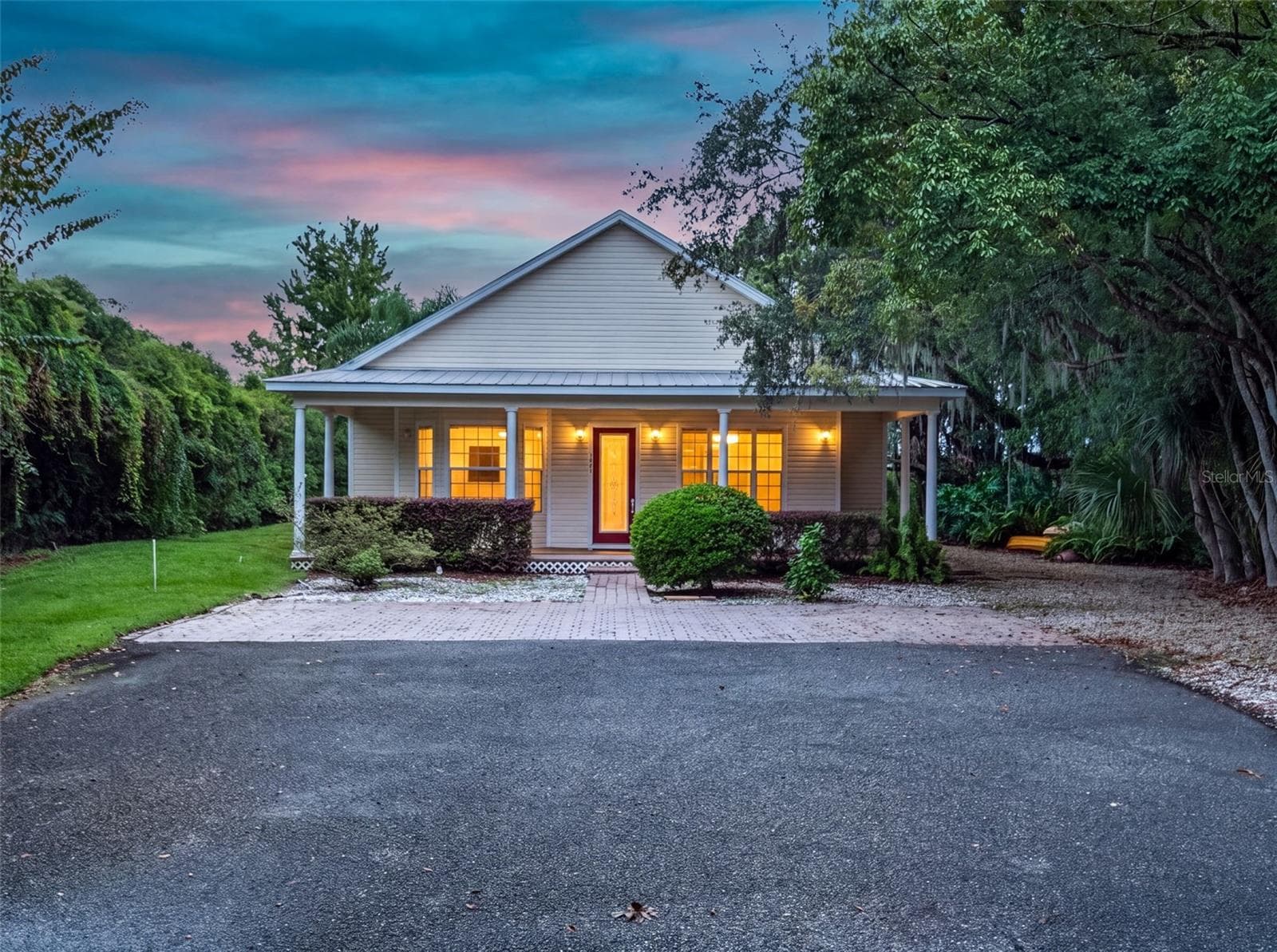 Single Family Residence at 7751 SADLER RD, MOUNT DORA, photo 4 of 62