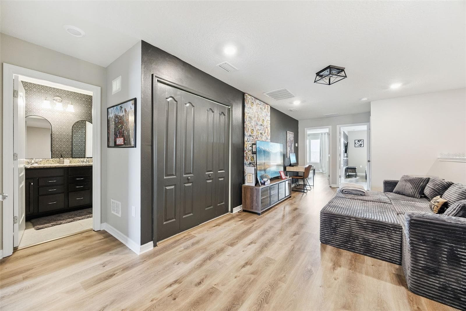 Townhouse at 7455 OAKMOSS LOOP, DAVENPORT, photo 18 of 48