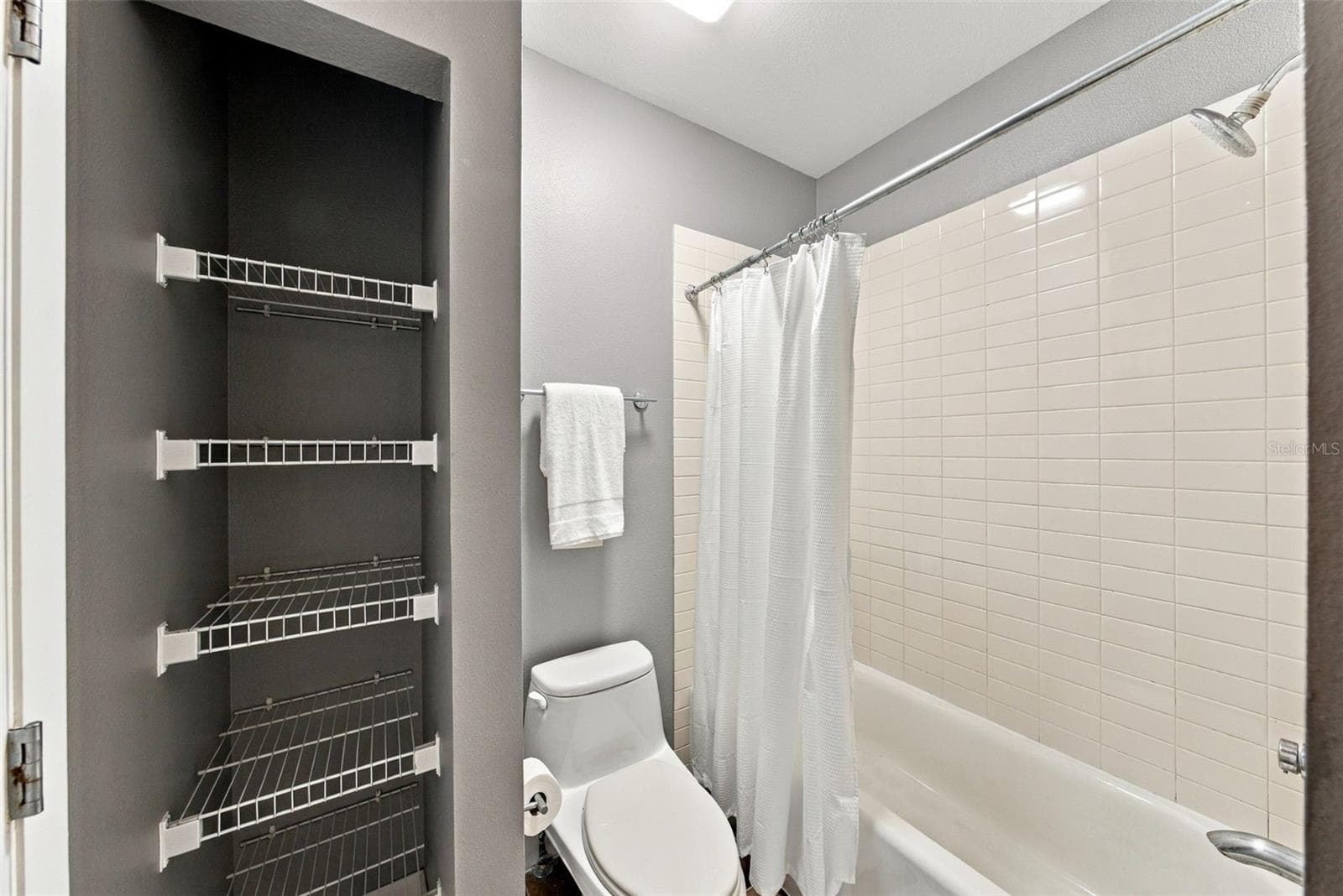 Townhouse at 213 S MOODY AVE #1, TAMPA, photo 19 of 40