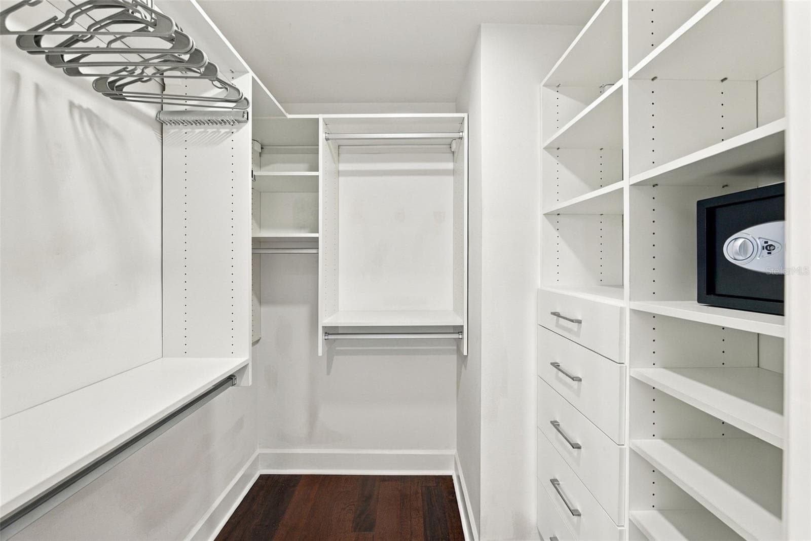 All the closets have shelving systems - 213 S MOODY AVE #1, TAMPA