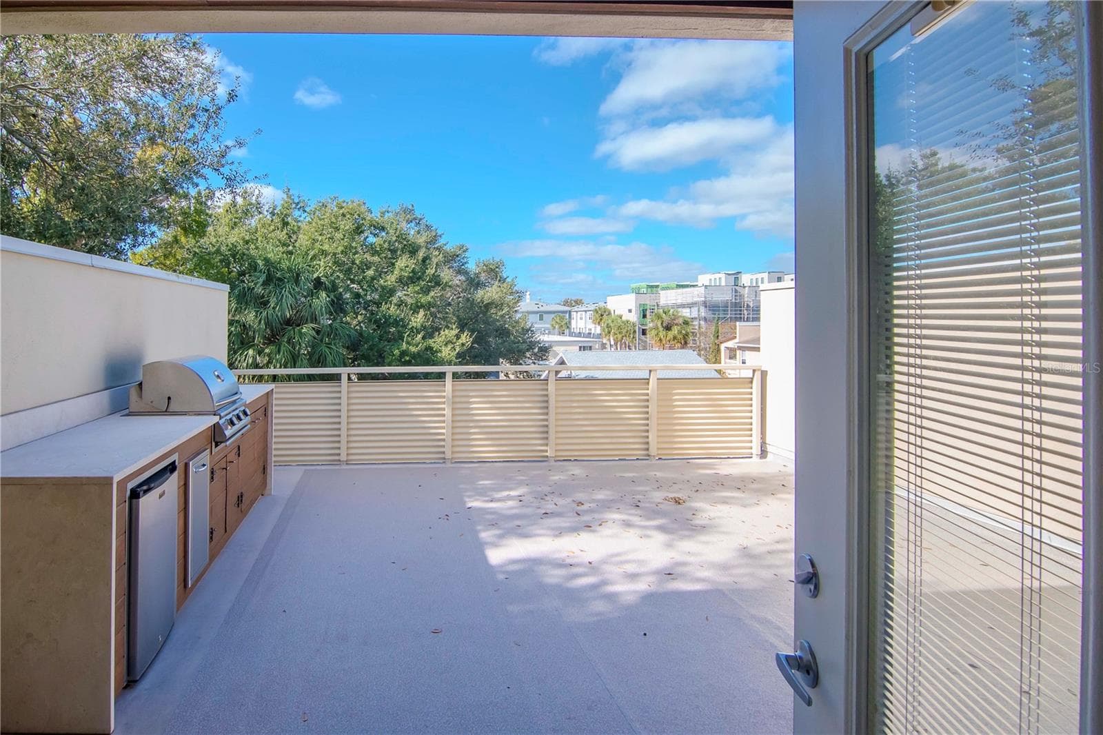 Take the party to your rooftop lounge! - 213 S MOODY AVE #1, TAMPA