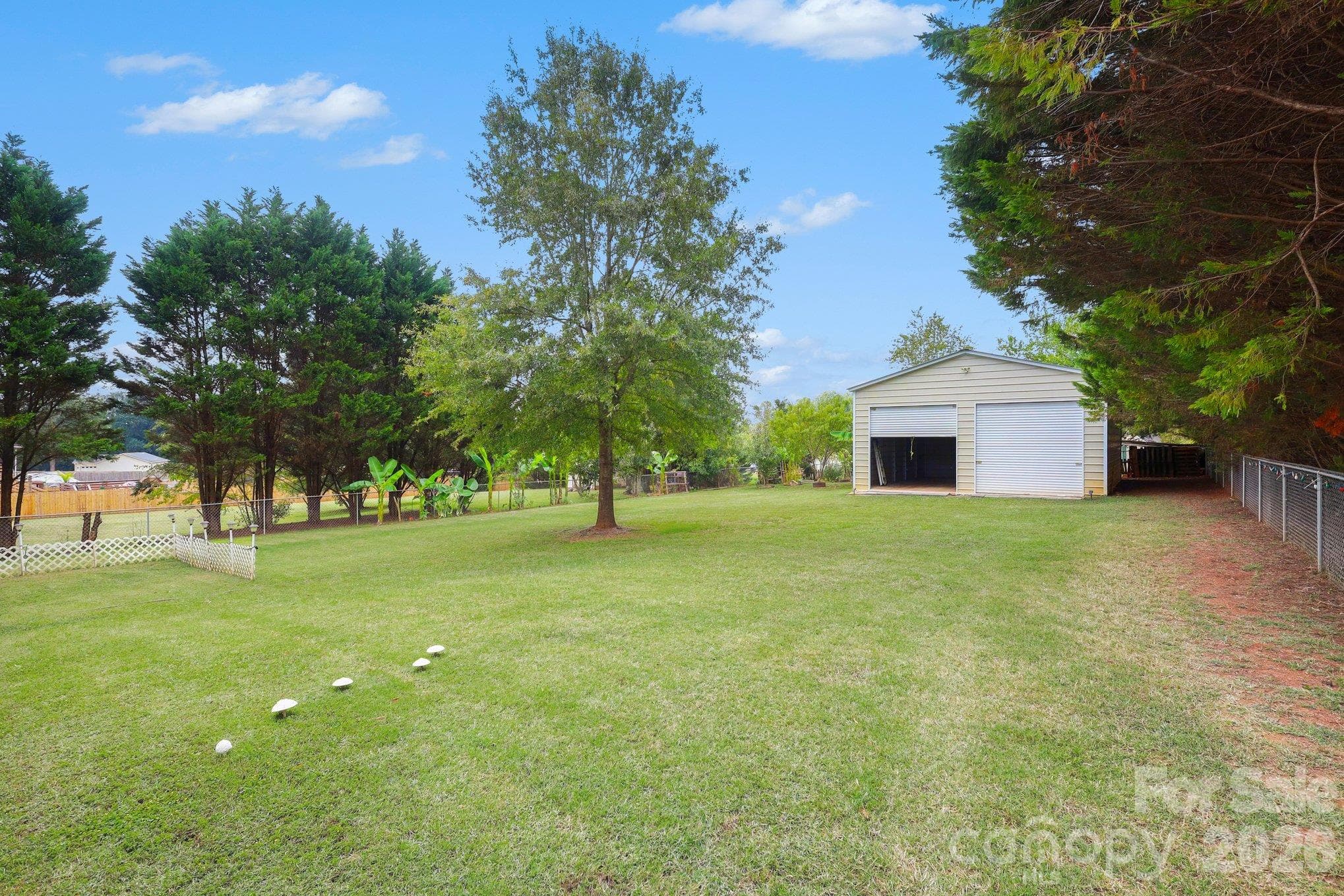 Single Family Residence at 938 Lyndsey Brooke Court, Lincolnton, photo 9 of 11