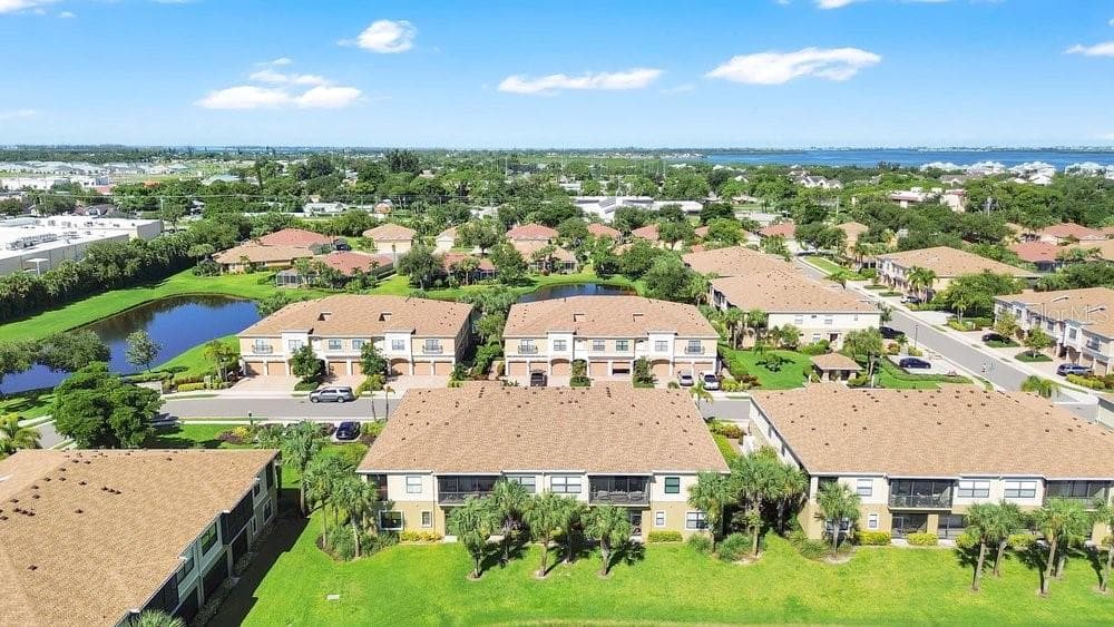 Condominium at 4158 OVERTURE CIR #4158, BRADENTON, photo 32 of 43