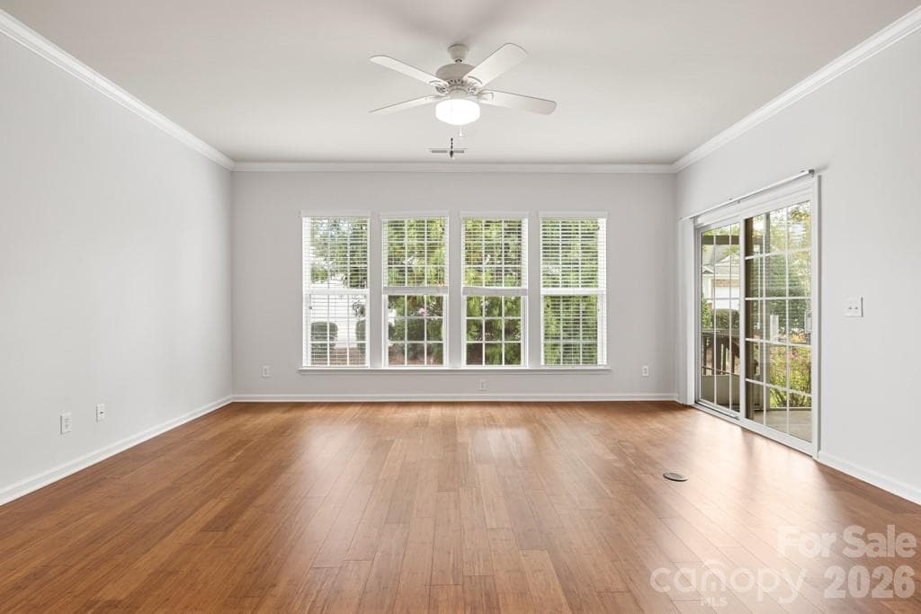 Large family room with plenty of space for your favorite sectional and big TV - 9018 Smokey Hill Lane, Indian Land