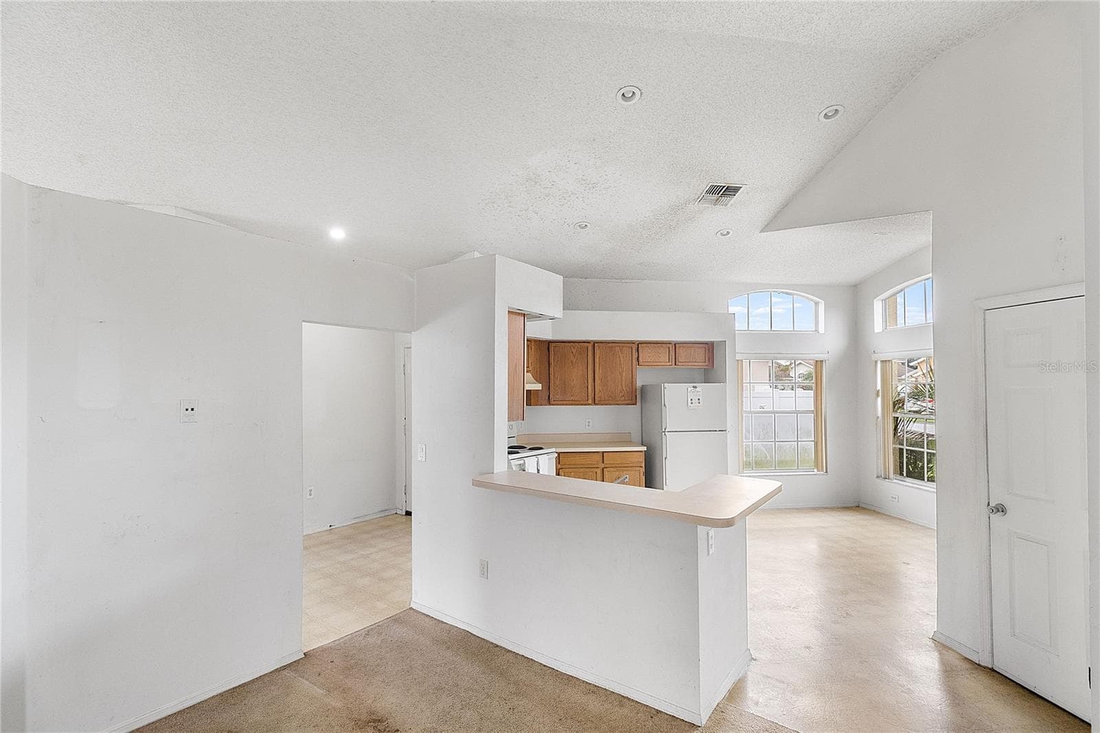Single Family Residence at 1620 BROOK HOLLOW DR, ORLANDO, photo 6 of 25