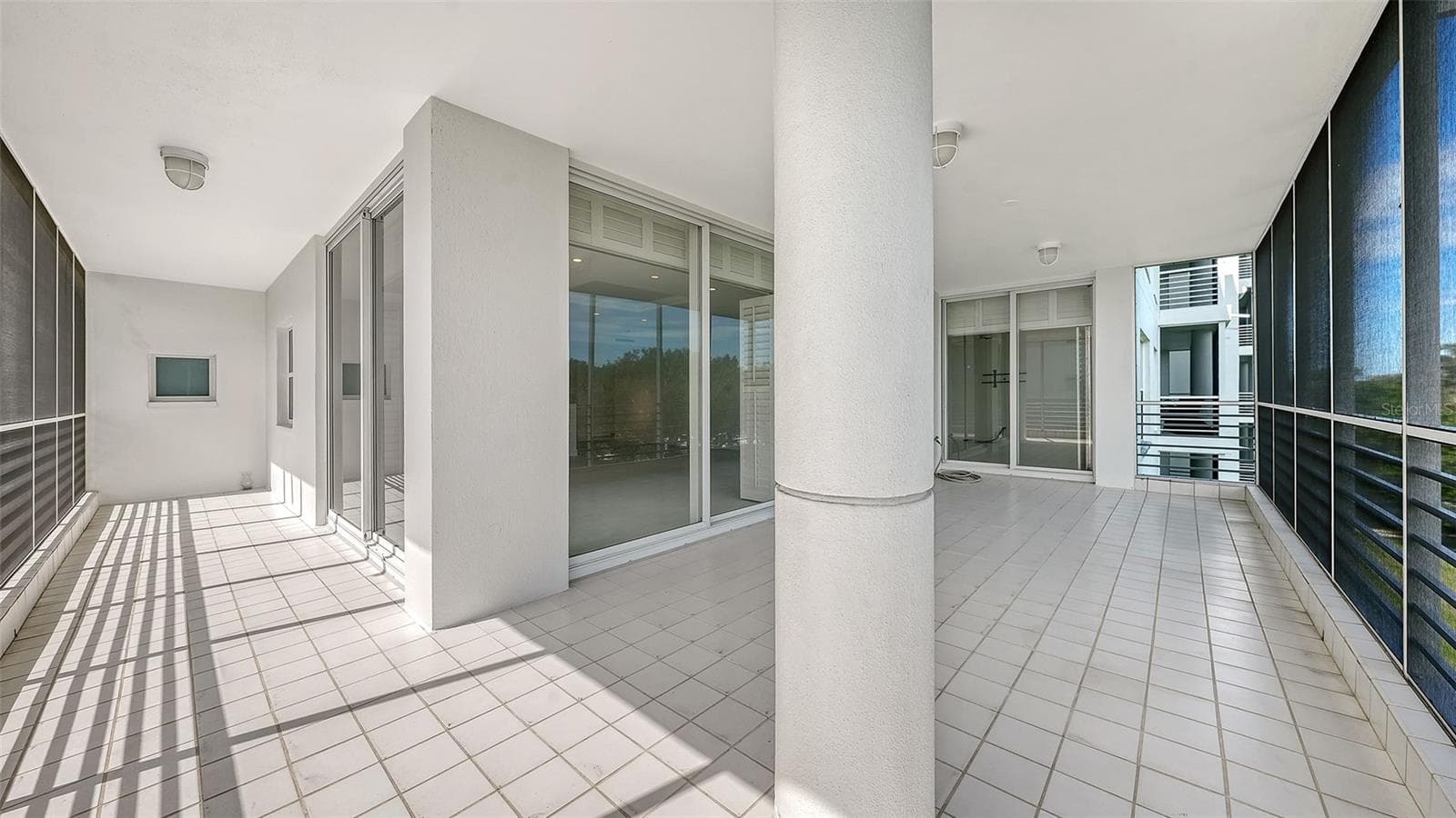 Condominium at 2550 HARBOURSIDE DR #334, LONGBOAT KEY, photo 14 of 64
