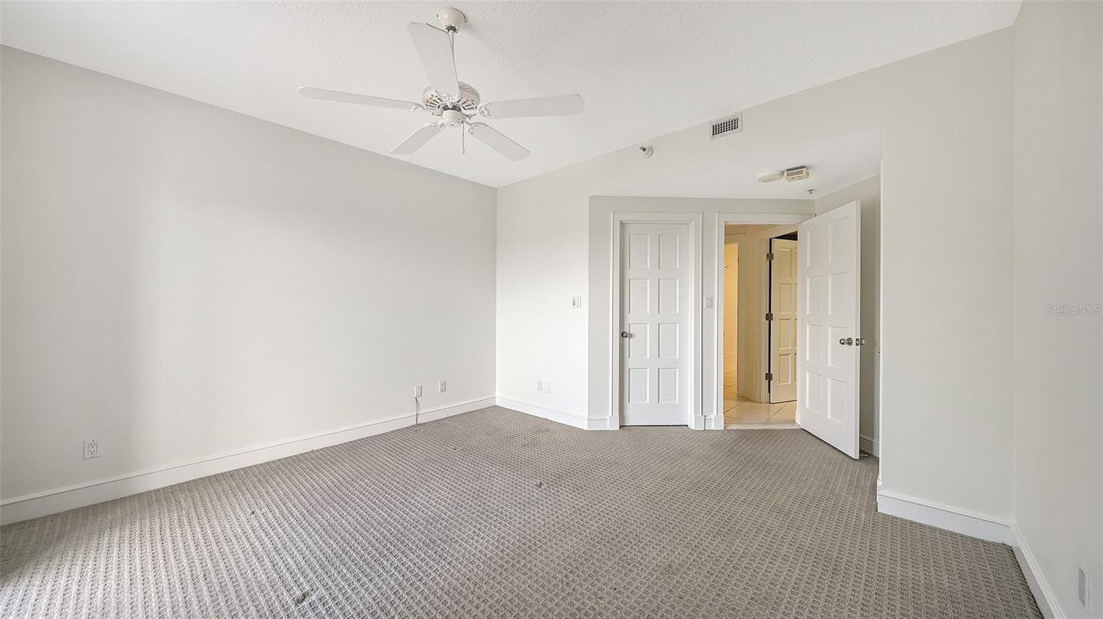 Condominium at 2550 HARBOURSIDE DR #334, LONGBOAT KEY, photo 36 of 64