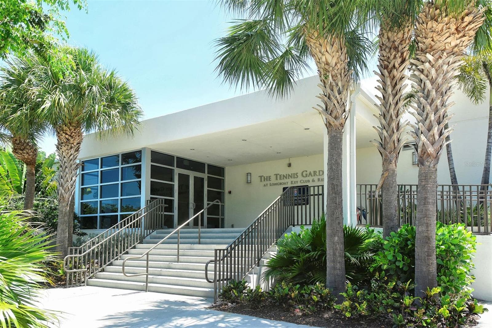 Tennis Gardens - 2550 HARBOURSIDE DR #334, LONGBOAT KEY