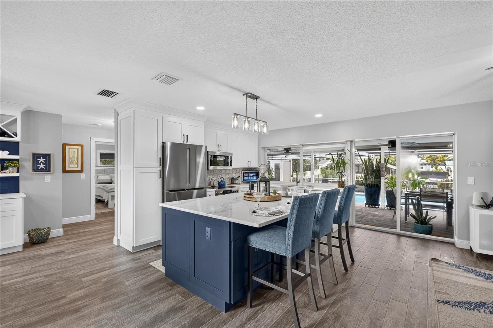 The Completely Remodeled Kitchen Anchors The Open Living Space! - 6510 SOLITAIRE PALM WAY, APOLLO BEACH