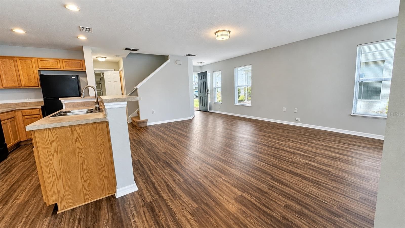 Townhouse at 2501 HASSONITE ST, KISSIMMEE, photo 2 of 15