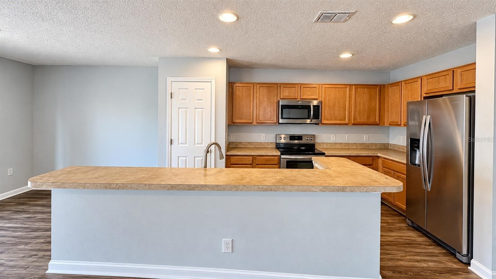 Townhouse at 2501 HASSONITE ST, KISSIMMEE, photo 13 of 15