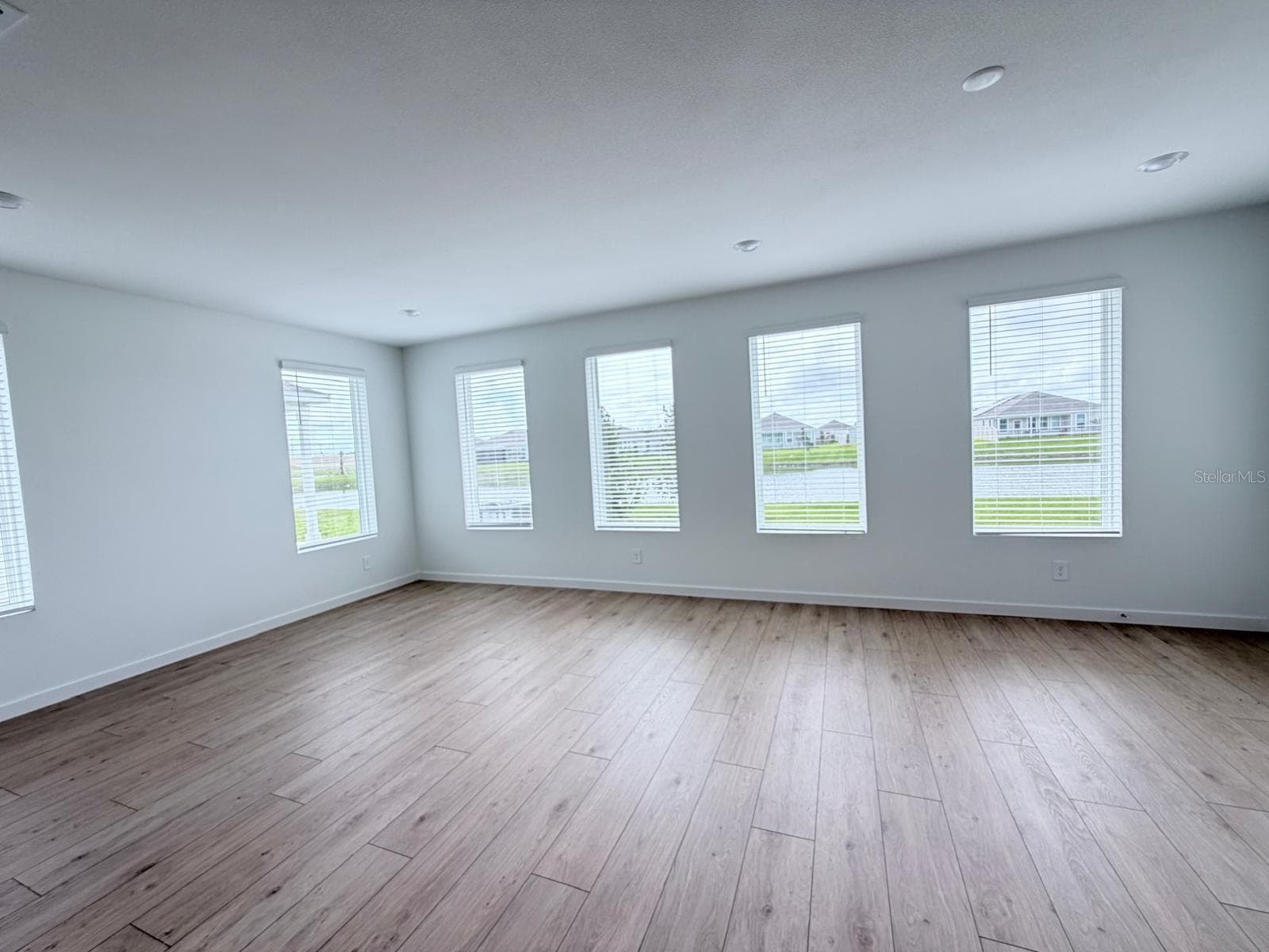 Single Family Residence at 5538 GUAVA CT, KISSIMMEE, photo 5 of 19