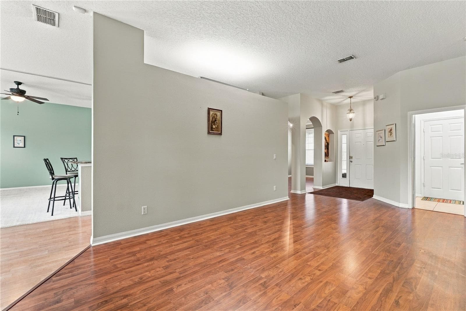 Single Family Residence at 2372 CIMMARON ASH WAY, APOPKA, photo 7 of 31