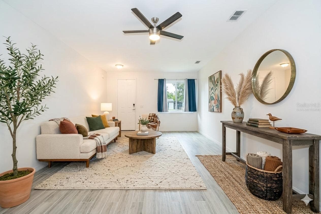 virtually staged - 14467 GOLDEN RAIN TREE BLVD, ORLANDO