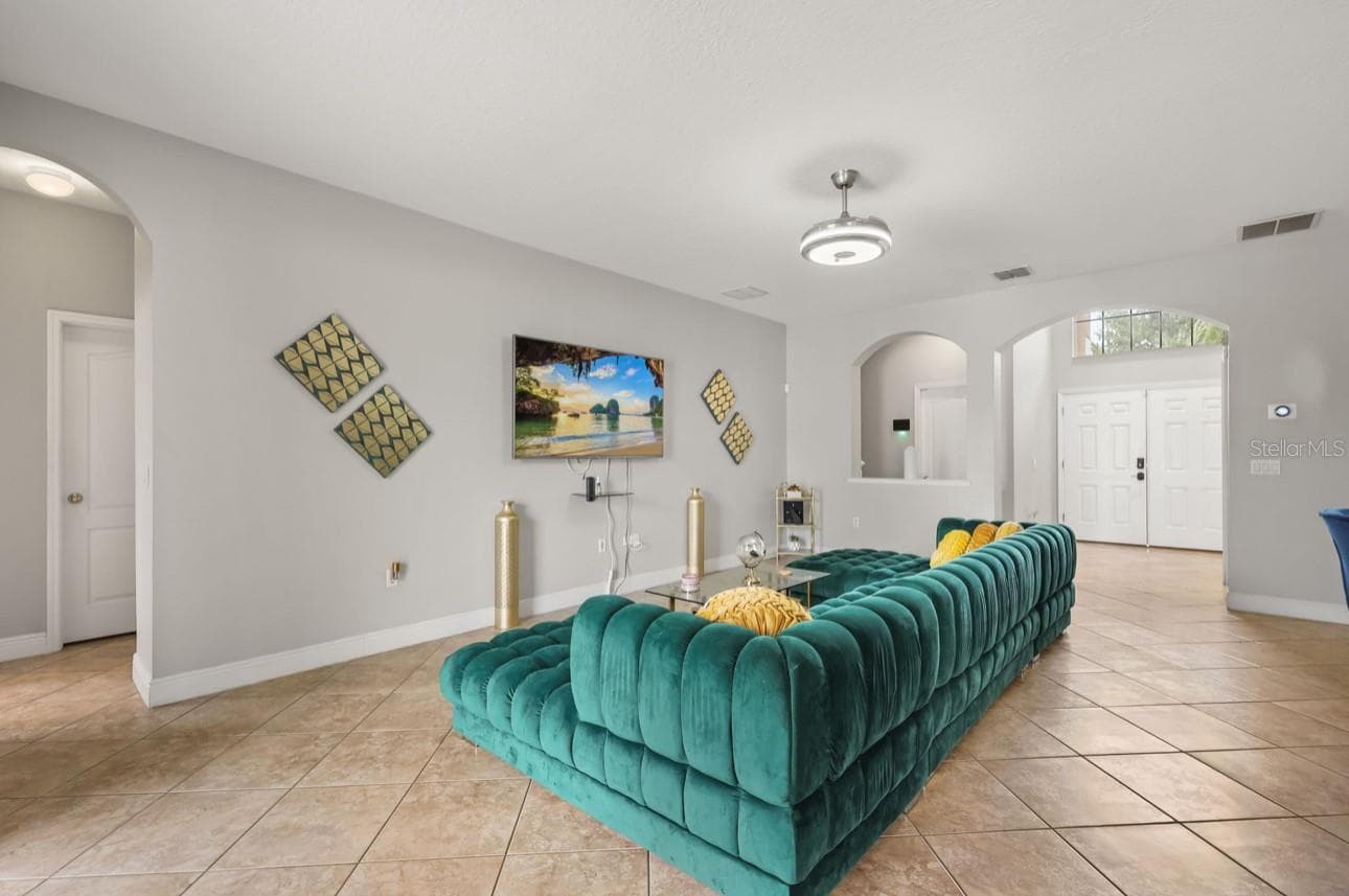 Single Family Residence at 12657 IRIS LAKE DR, ORLANDO, photo 20 of 32