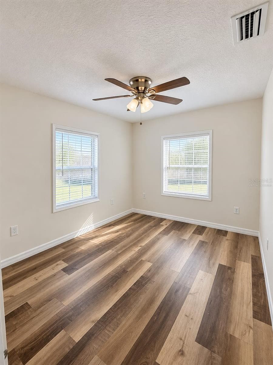 Virtually Staged - 3532 38TH AVE N, ST PETERSBURG