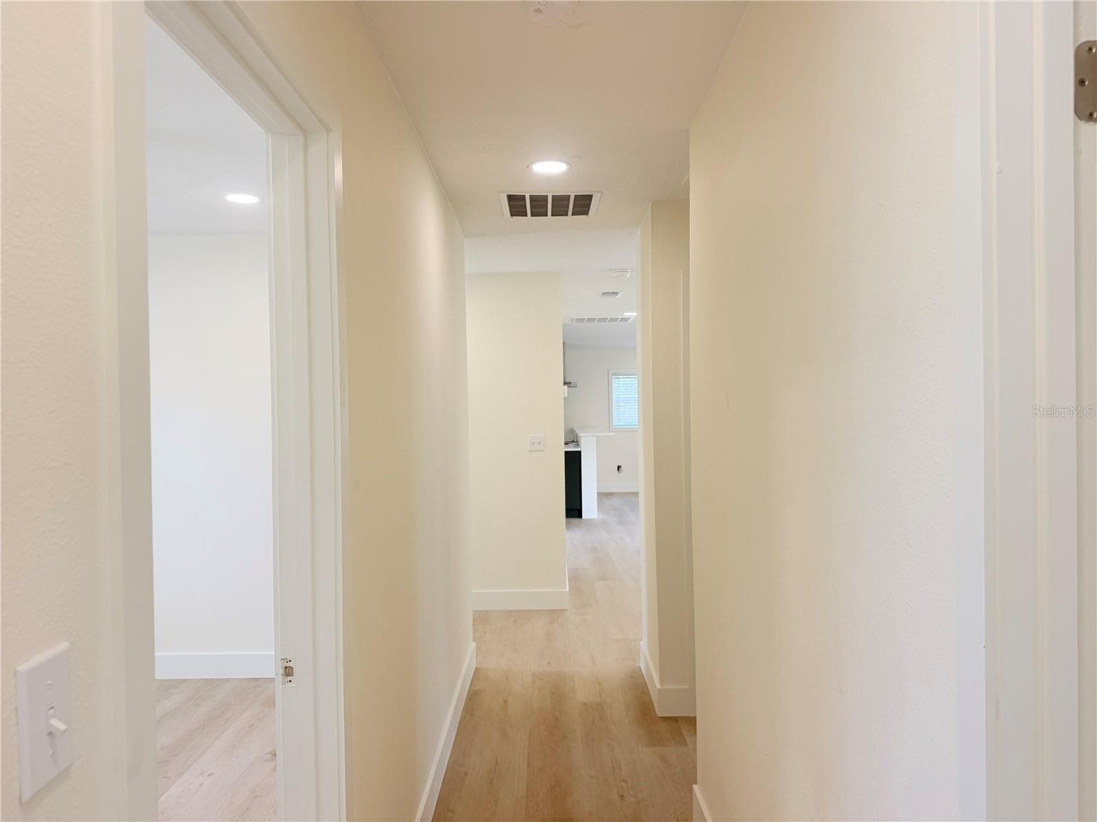 Single Family Residence at 10436 JANE EYRE DR, ORLANDO, photo 10 of 25