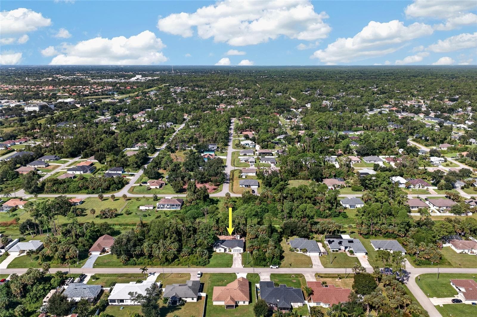 Single Family Residence at 2493 CHEROKEE ST, NORTH PORT, photo 2 of 29